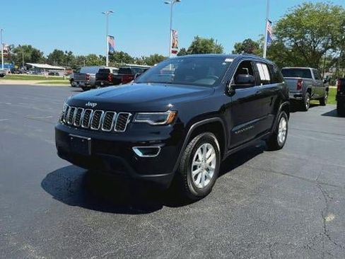 Used 2021 Jeep Grand Cherokee Laredo X AWD/4WD image 4