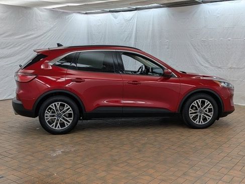 Certified 2020 Ford Escape SEL image 8