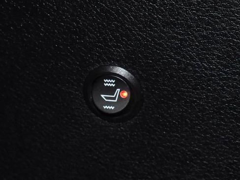 Used 2017 Jeep Wrangler Unlimited Sahara w/ Max Tow Package image 18