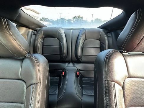 Used 2018 Ford Mustang Coupe w/ Black Accent Pkg RWD image 24