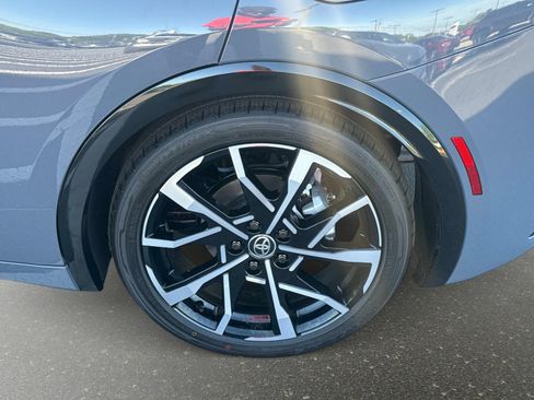 New 2026 Toyota Prius Plug-In Hybrid FWD image 10