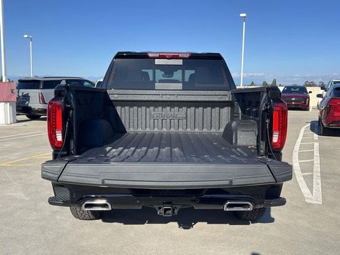 New 2026 GMC Sierra 1500 Denali w/ Technology Package AWD/4WD image 29