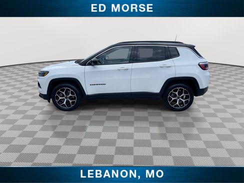 Used 2025 Jeep Compass Limited AWD/4WD image 5
