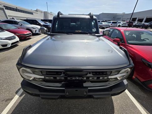 Used 2024 Ford Bronco Outer Banks image 2
