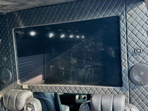 Used 2019 Mercedes-Benz Sprinter 170 image 25