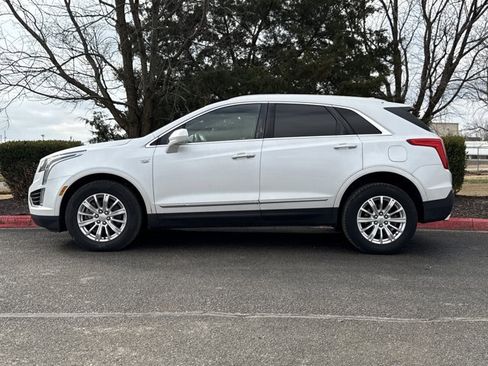 Used 2018 Cadillac XT5 AWD image 9