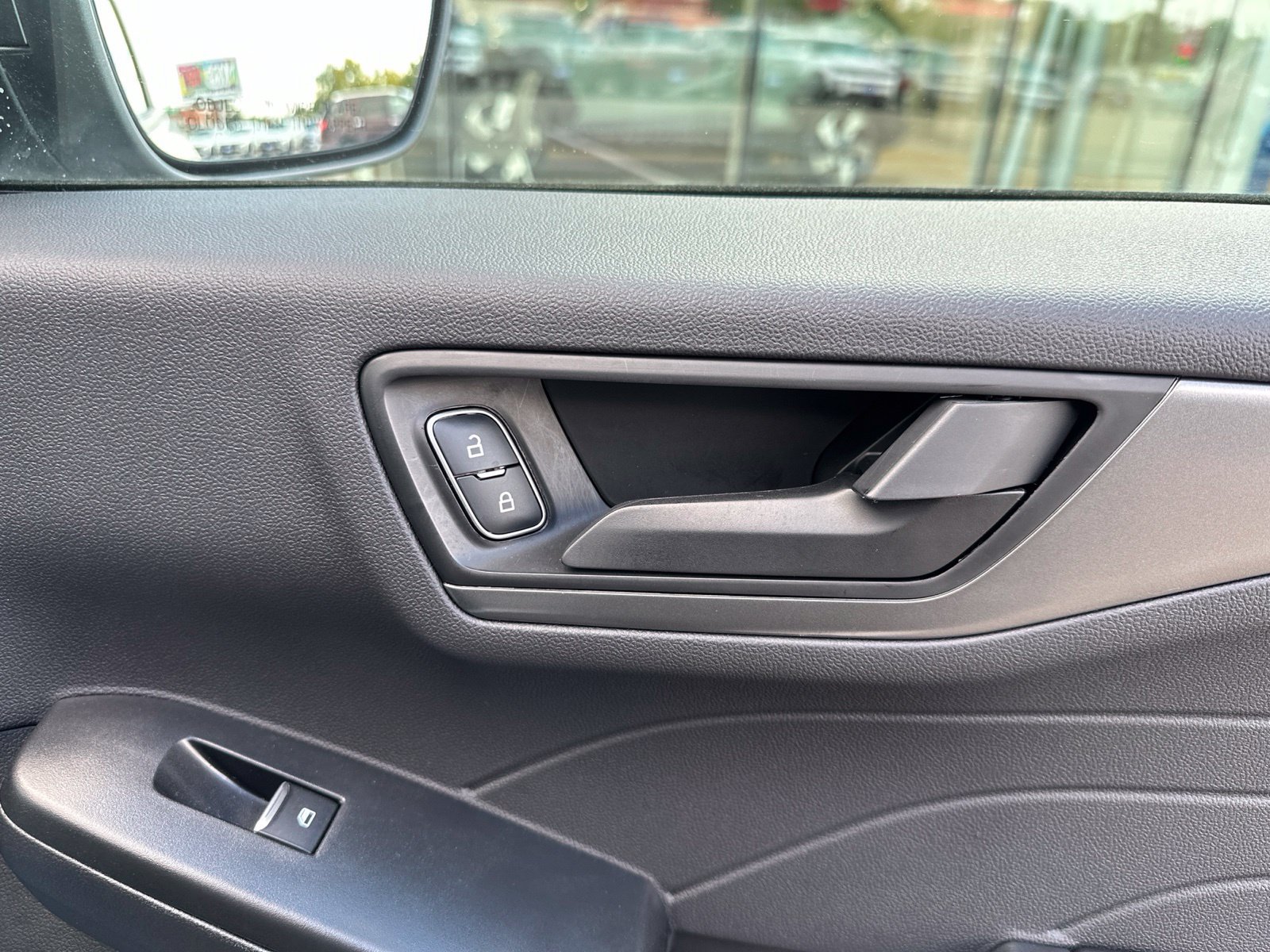 Used 2025 Ford Escape Active AWD/4WD image 42