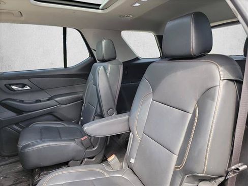 Used 2019 Chevrolet Traverse LT w/ LT Premium Package FWD image 14