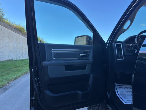 Used 2014 RAM 2500 Big Horn image 19