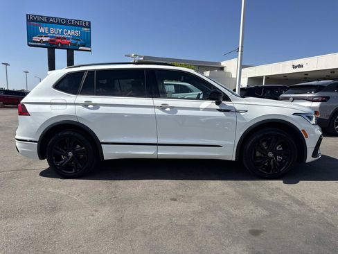 Certified 2024 Volkswagen Tiguan SE R-Line FWD image 6