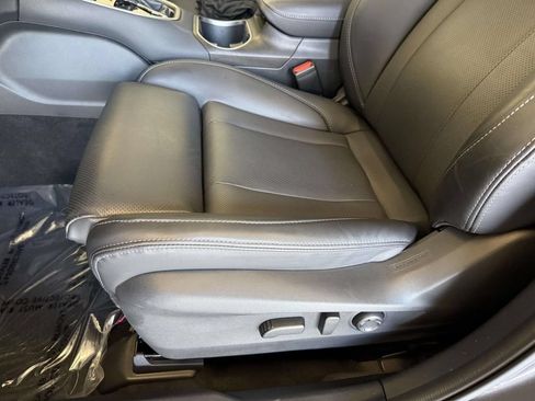 Used 2024 Subaru Outback Limited XT AWD/4WD image 3