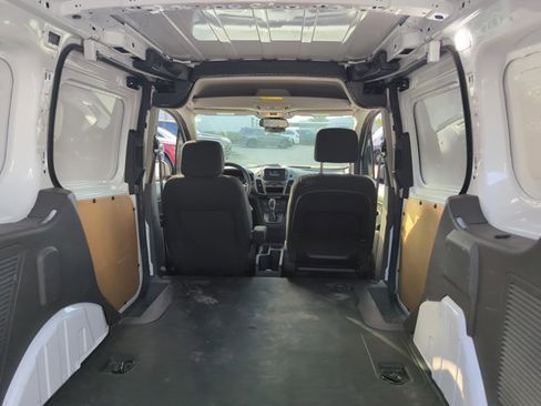 Used 2019 Ford Transit Connect XL image 5