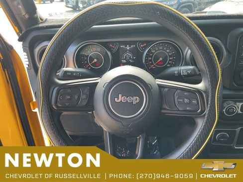 Used 2021 Jeep Wrangler Sport AWD/4WD image 12