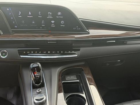Used 2022 Cadillac Escalade Sport Platinum AWD/4WD image 26