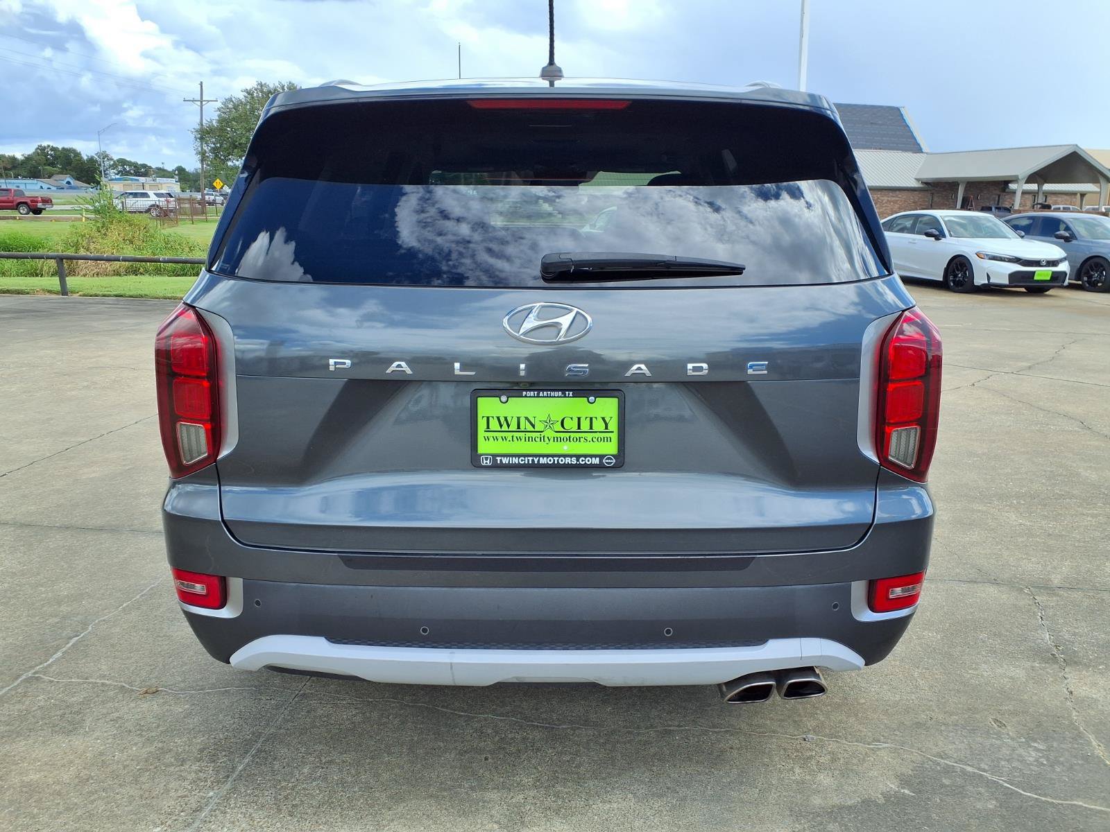 Used 2021 Hyundai Palisade SEL w/ Convenience Package FWD image 4