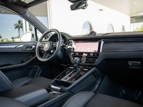 New 2026 Porsche Macan GTS AWD/4WD image 12