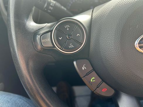 Used 2019 Kia Soul image 17