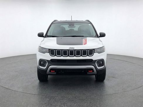 Used 2025 Jeep Compass Trailhawk w/ Trailer Tow Group image 2