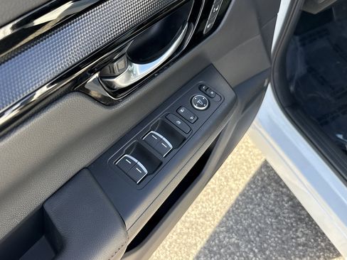 Used 2024 Honda CR-V Sport Touring image 15