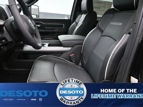 New 2026 RAM 2500 Laramie AWD/4WD image 22