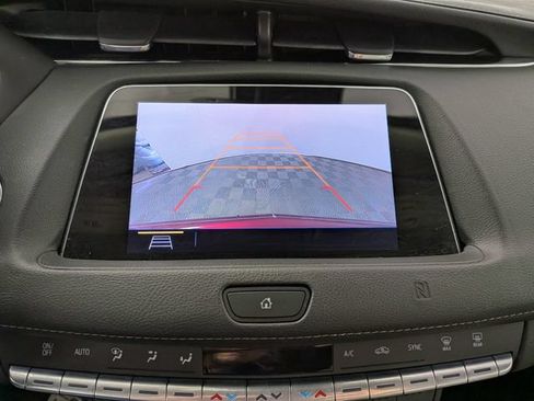 Used 2019 Cadillac XT4 Premium Luxury FWD image 7