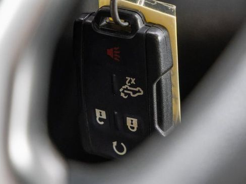 Used 2021 Chevrolet Silverado 2500 LT image 24