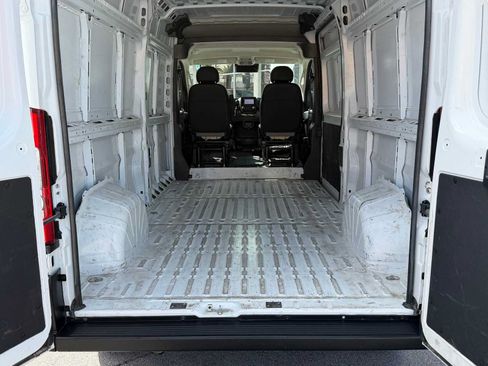 Used 2025 RAM ProMaster 3500 w/ Convenience Group FWD image 28