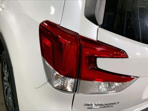 Used 2019 Subaru Forester Limited image 28