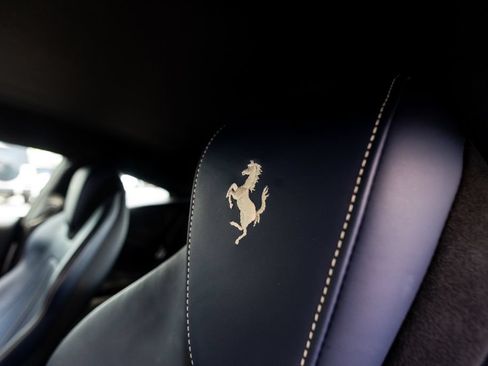 Used 2022 Ferrari Roma RWD image 44