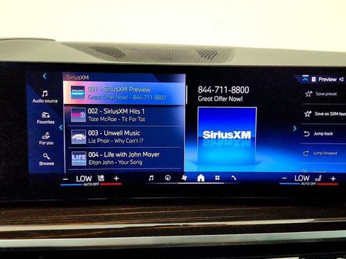 Used 2025 BMW X5 xDrive40i w/ Executive Package AWD/4WD image 17