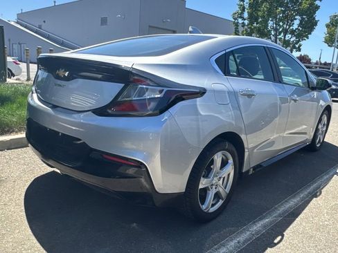 Used 2018 Chevrolet Volt LT FWD image 5
