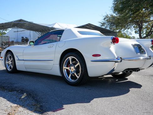 Used 2003 Chevrolet Corvette Convertible w/ Preferred Equipment Group1 image 8