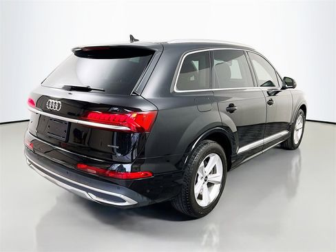 Used 2023 Audi Q7 2.0T Premium w/ Convenience Package image 7