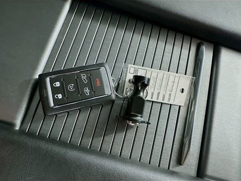 New 2026 Jeep Grand Wagoneer Limited AWD/4WD image 22