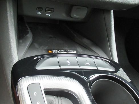 New 2025 Buick Envista Avenir image 25