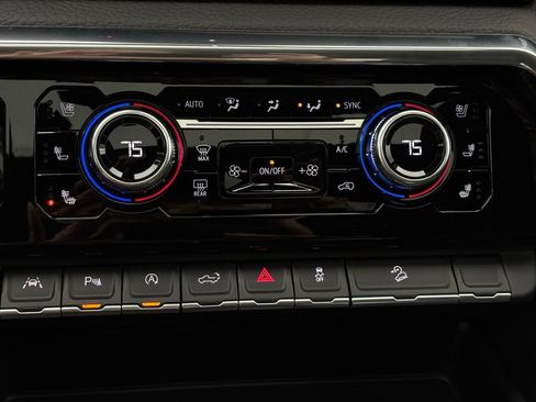 New 2026 GMC Sierra 1500 Denali w/ Denali Reserve Package image 29