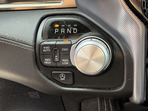 Used 2020 RAM 1500 Limited AWD/4WD image 22