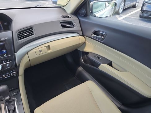 Used 2016 Acura ILX FWD image 12