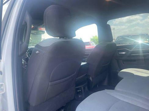 Used 2024 RAM 2500 Big Horn AWD/4WD image 24