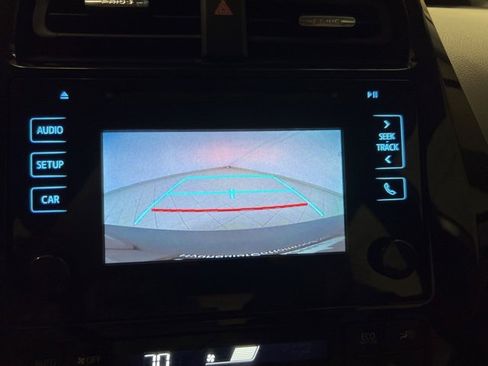 Used 2019 Toyota Prius image 21
