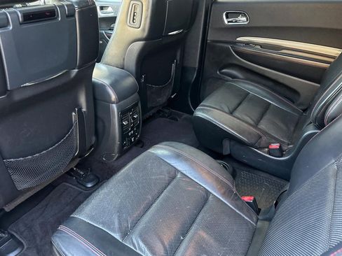 Used 2017 Dodge Durango R/T w/ Technology Group RWD image 27