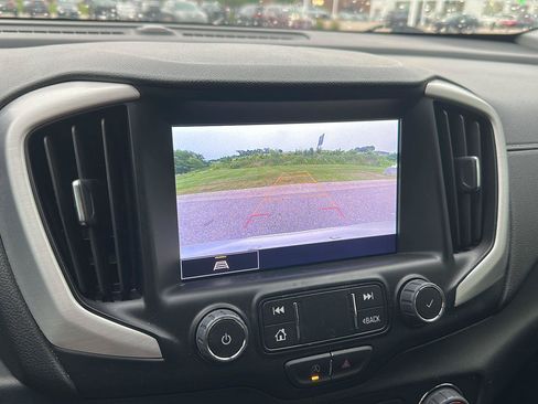Used 2023 GMC Terrain SLT AWD/4WD image 20