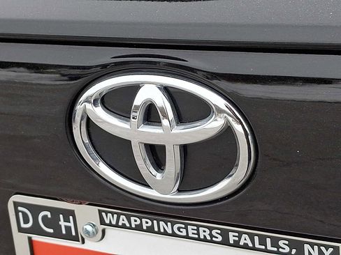 Certified 2024 Toyota RAV4 XLE image 31