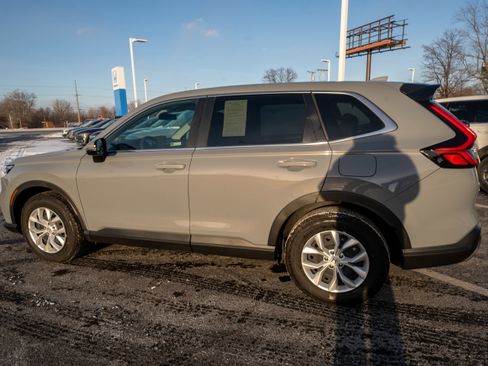 Certified 2025 Honda CR-V LX image 4