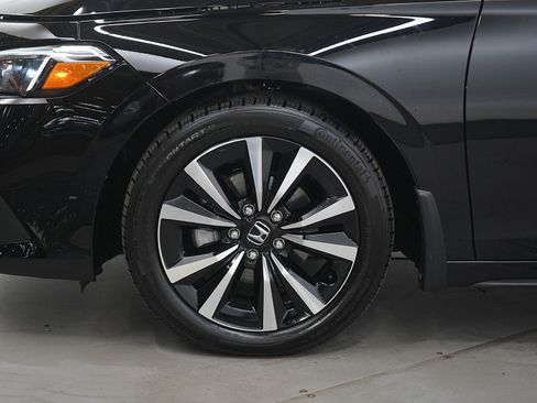 Used 2024 Honda Civic EX-L image 29