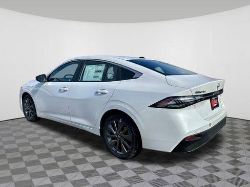 New 2026 Nissan Sentra SL FWD image 17
