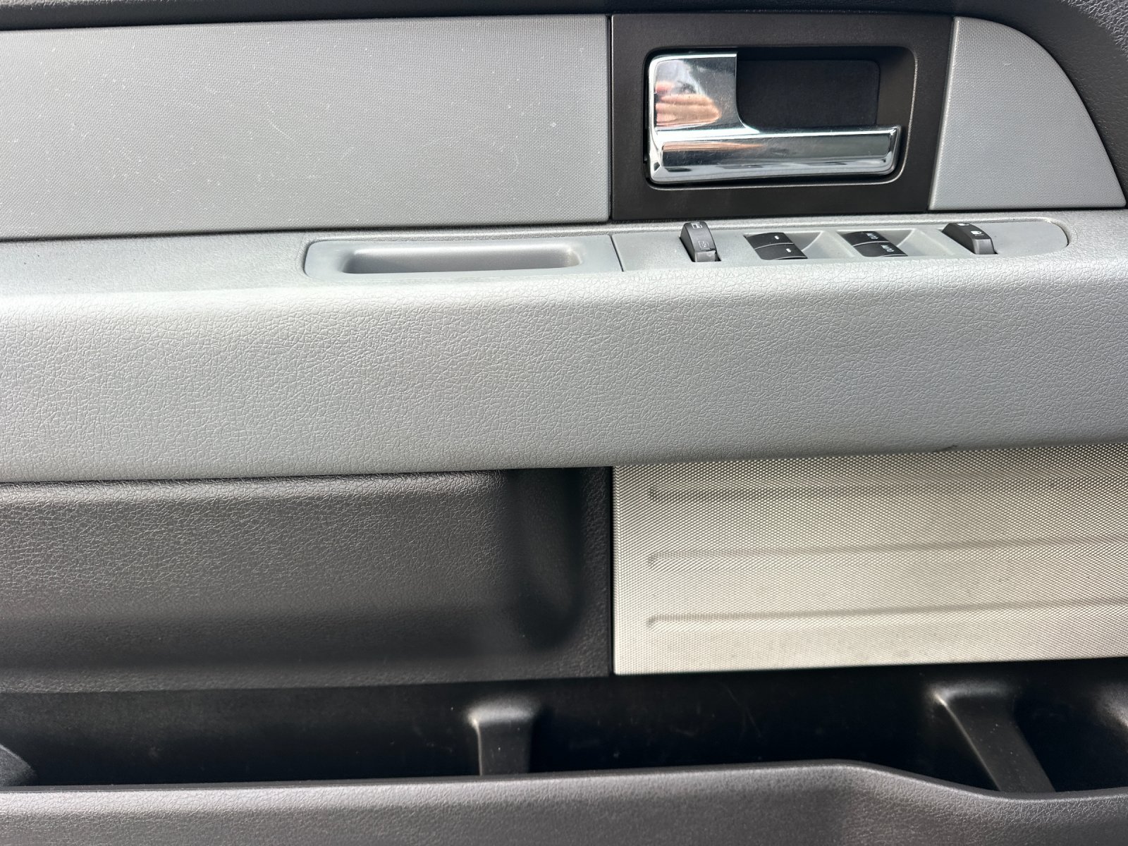 Used 2014 Ford F150 XLT AWD/4WD image 11