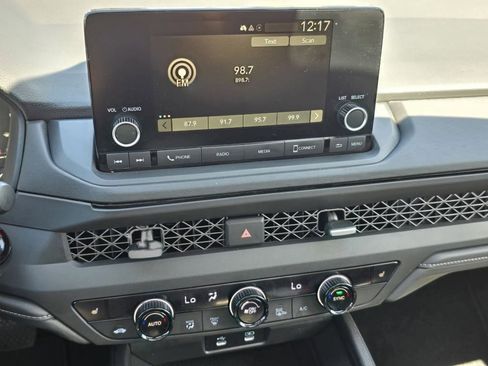 Used 2023 Honda Accord EX image 5