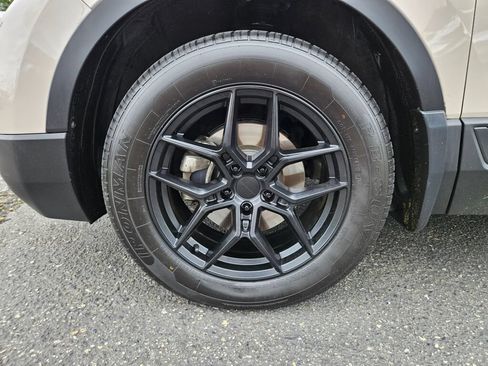 Used 2018 Honda CR-V EX image 8
