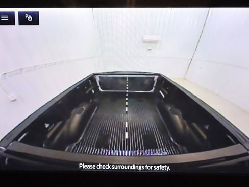 Certified 2022 Ford F150 XLT w/ Equipment Group 302A High image 31